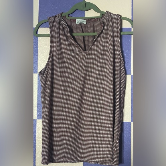 NWOT Kaileigh Red and White Gingham Notch Collar Top - Size L - Picture 2 of 5